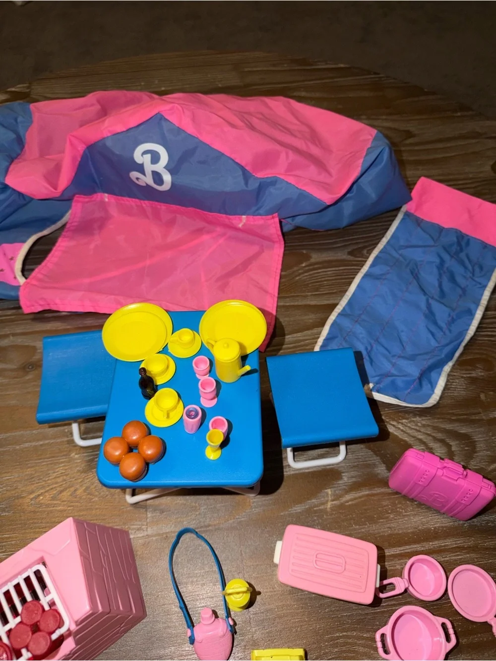 Vintage 90s Barbie American Camping Set